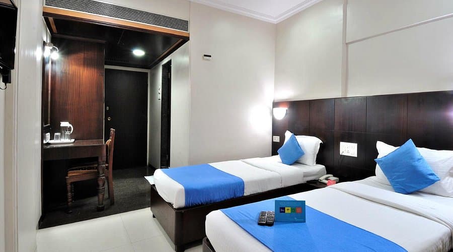 The 3-Star Hotel: Your Mid-Range Travel Powerhouse (Without
