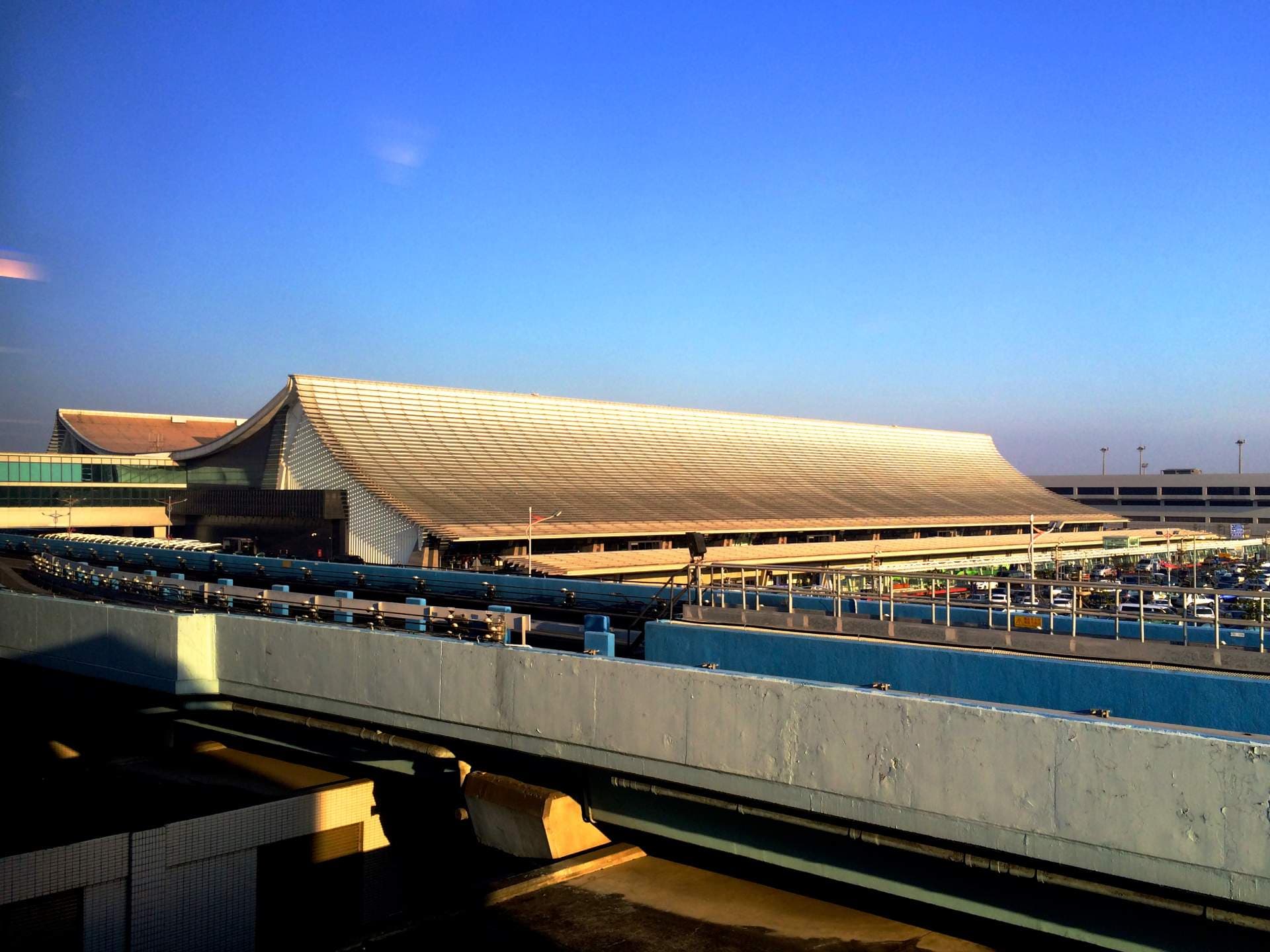 Banqiao Airport Lounges: Transit Comfort in New Taipei