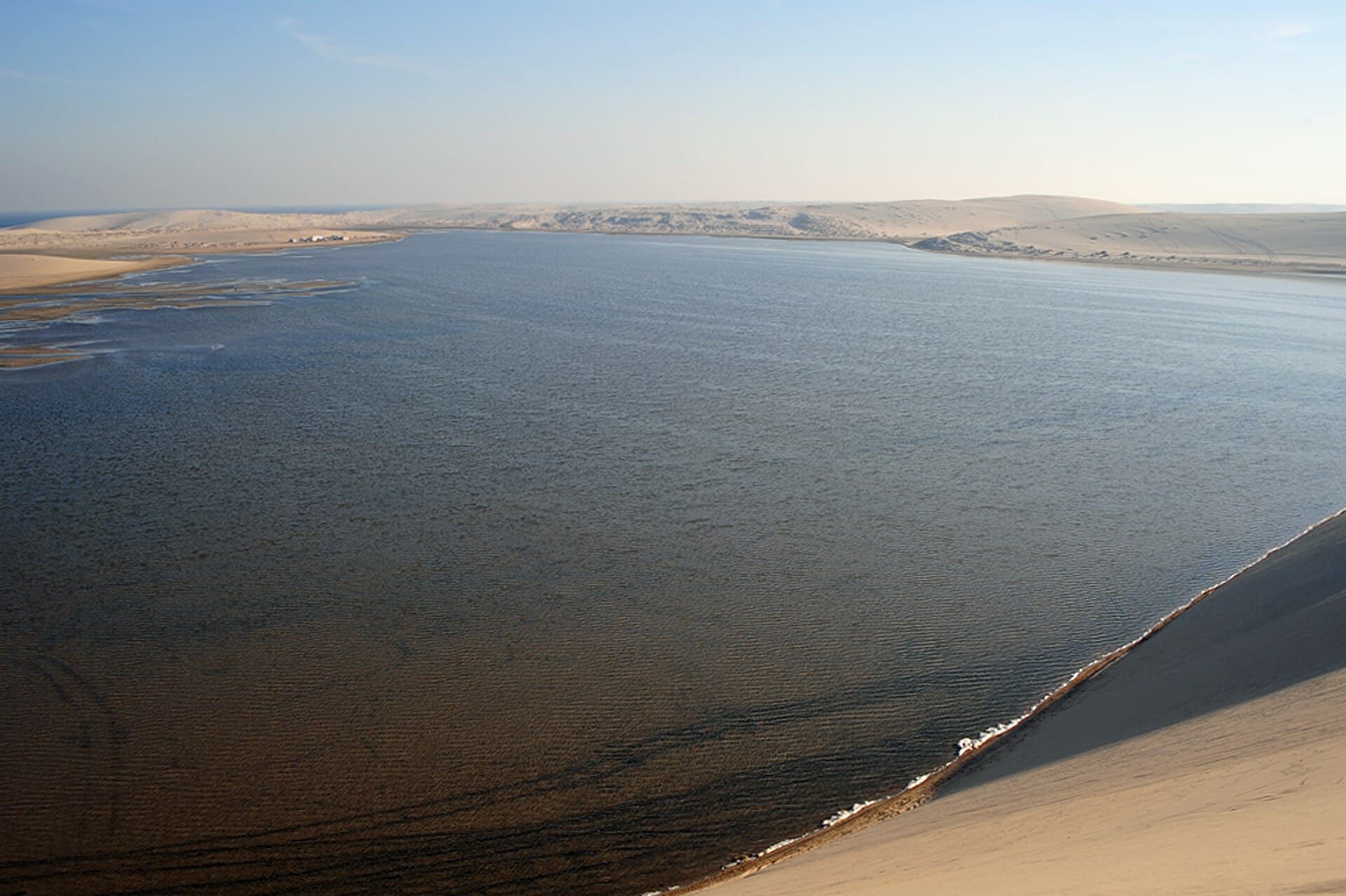 Low-Impact Travel in Fuwayriţ, Qatar