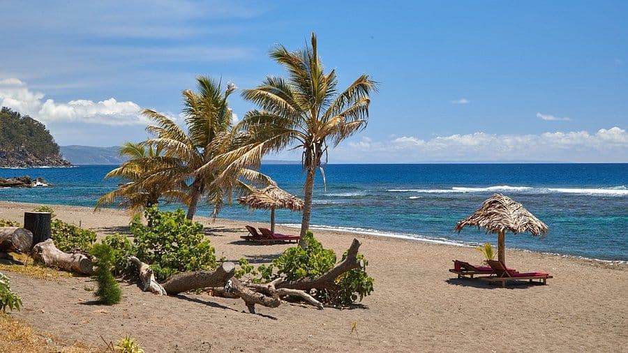 Solo Travel in Isangel, Vanuatu: Volcano & Calm